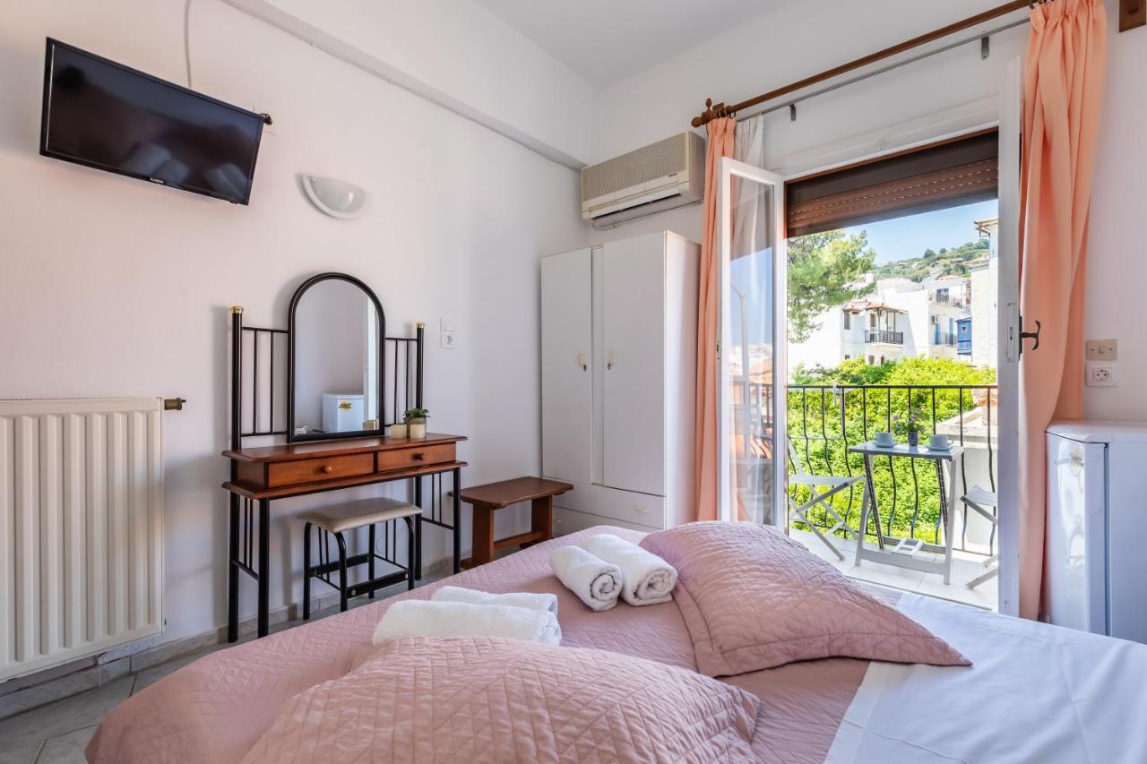 Regina Hotel Skopelos Exteriér fotografie